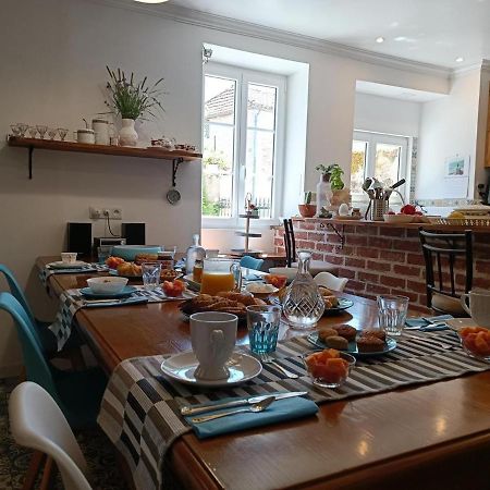 Maison Sur Le Lot Saint-Vincent-Rive-d'Olt Bagian luar foto